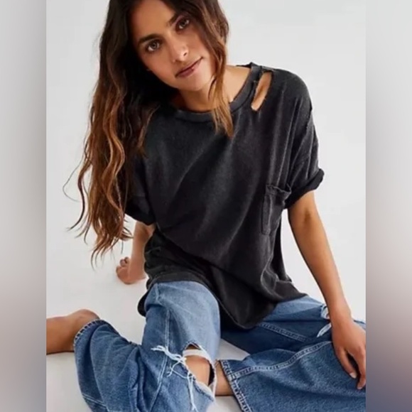Free People Tops - Free People Rubi Tee-Shirt